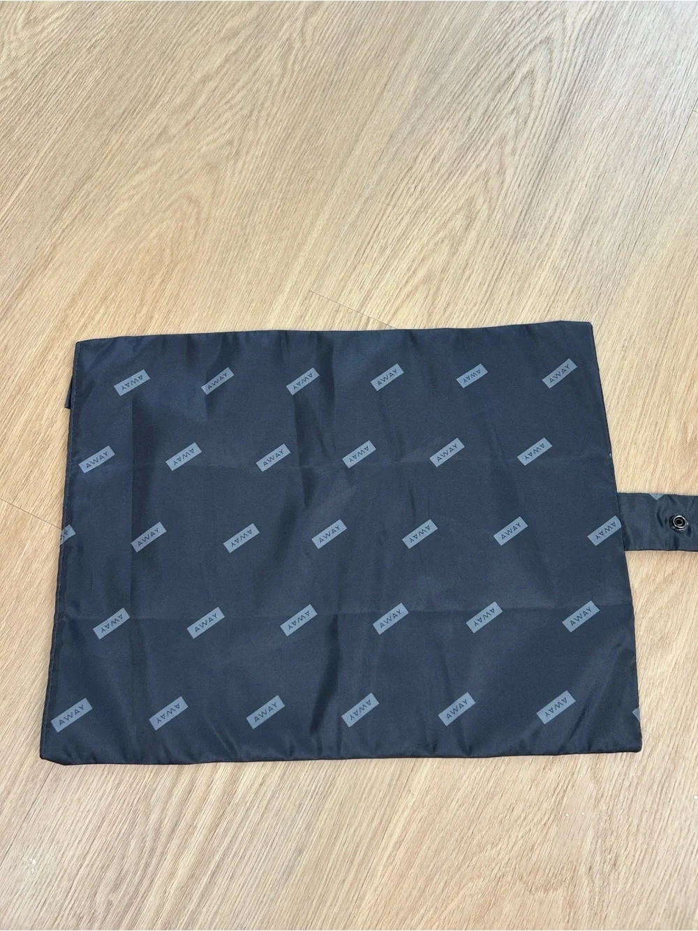 Away Luggage Nylon Zip Pouch Dust Bag